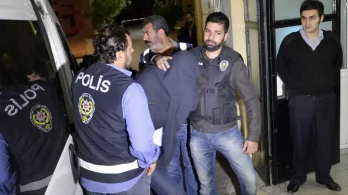 Usulsüz Belge\' Operasyonunda 5 Tutuklama