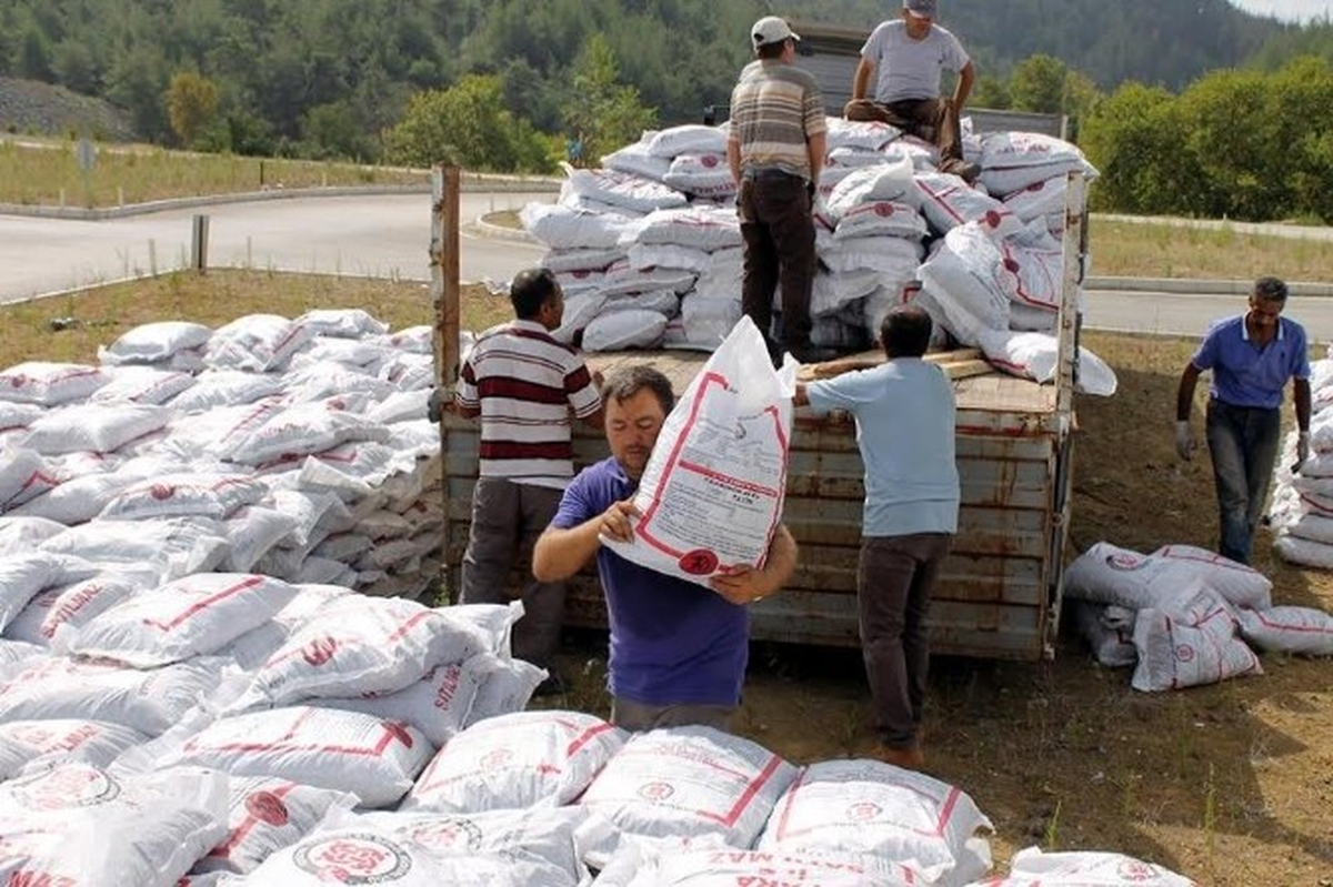 Yayladağı\'da 5 Bin Aileye Kömür Yardımı Yapıldı
