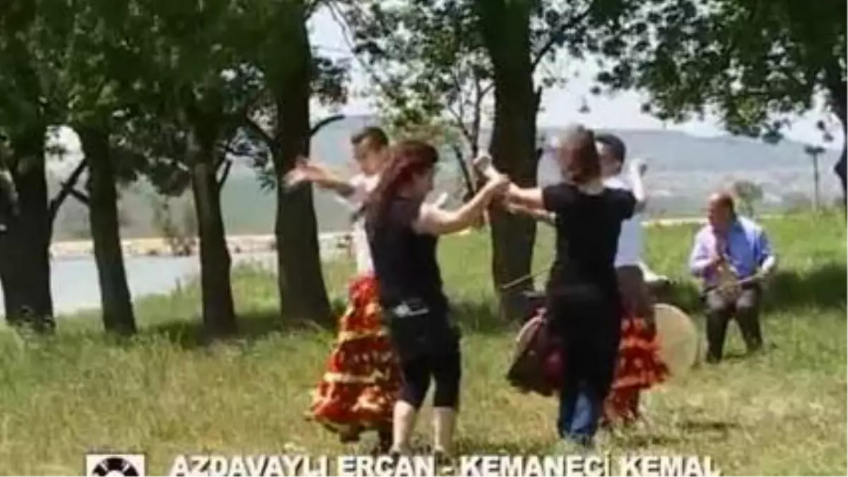 Azdavaylı Ercan, Azdavaylı Güldane Kemaneci Kemal - Ocak Başında Bir Kocakarı