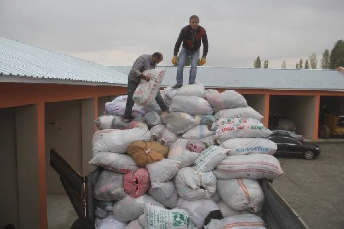 Başkale\'den Kobani\'ye Yardım