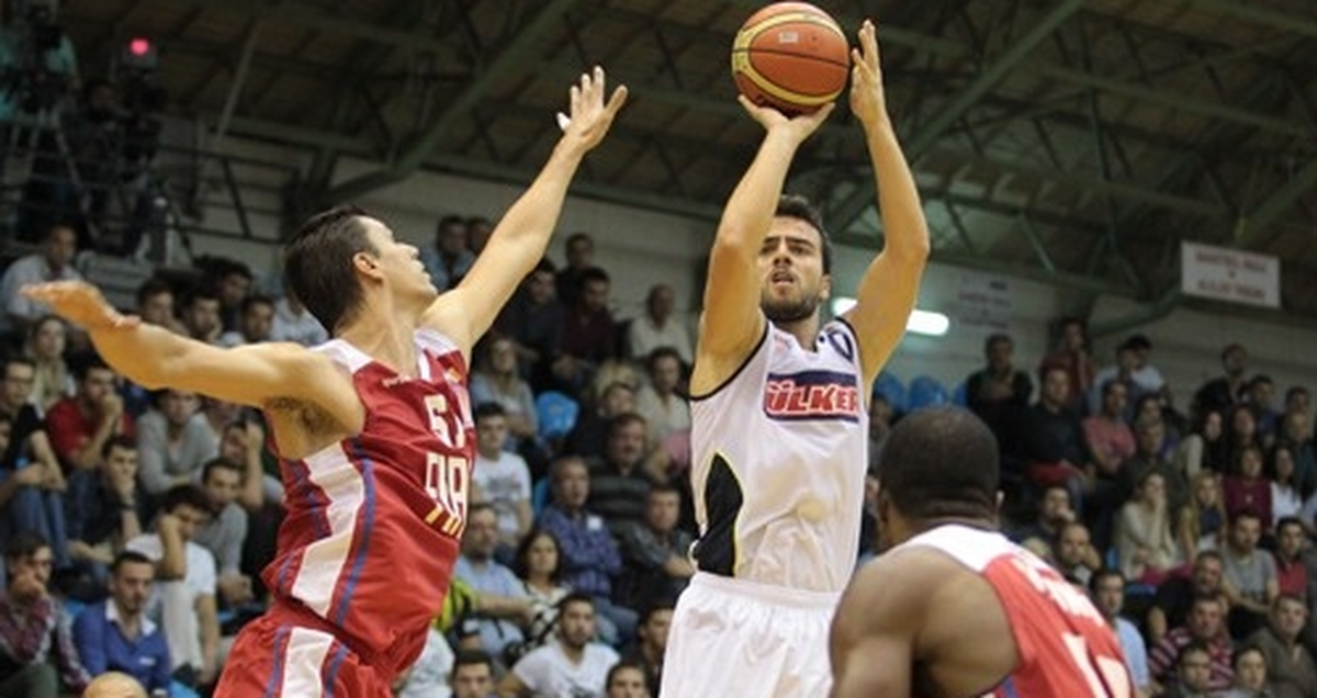 Fenerbahçe Ülker, Tofaş\'ı 79-76 Yendi