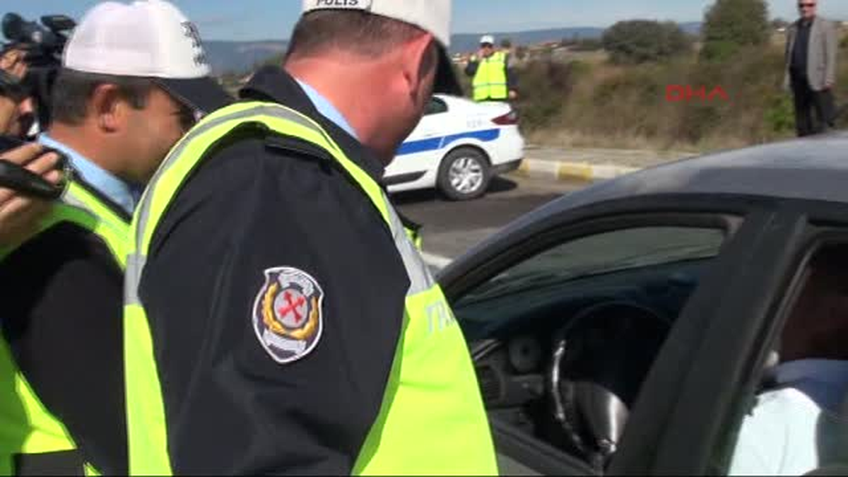 Bolu\'da 15 Kilometrelik Bayram Trafiği