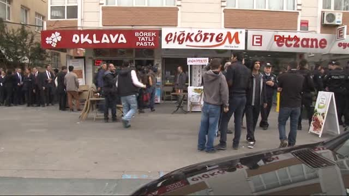 Davutoğlu, Eski Mahallesini Ziyaret Etti