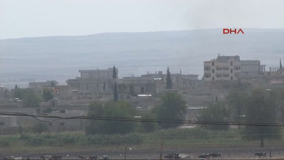 Suruç-6 Kobani\'de Çatışmalar Sürüyor, Yoğun Dumanlar Yükseliyor