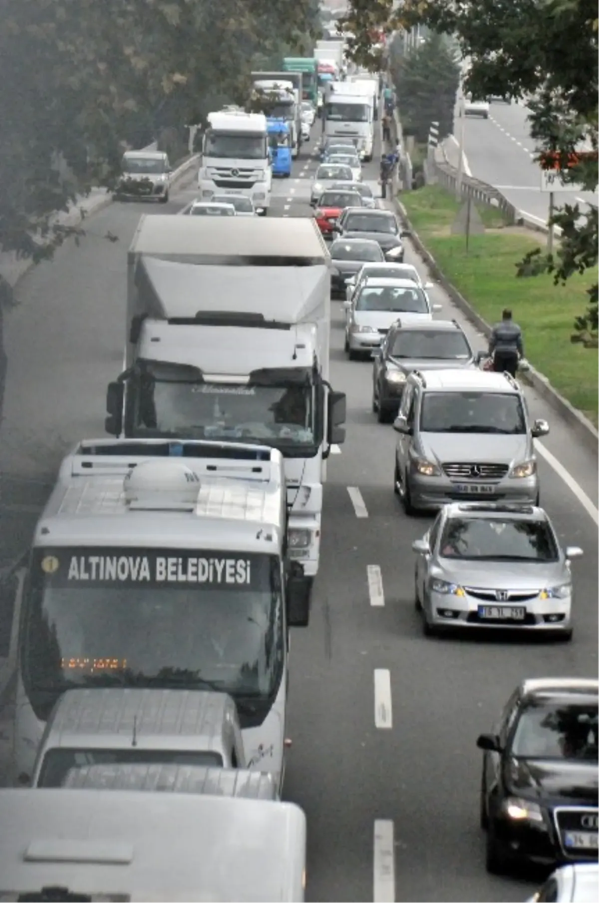 Yalova\'da Bayram Yoğunluğu Başladı