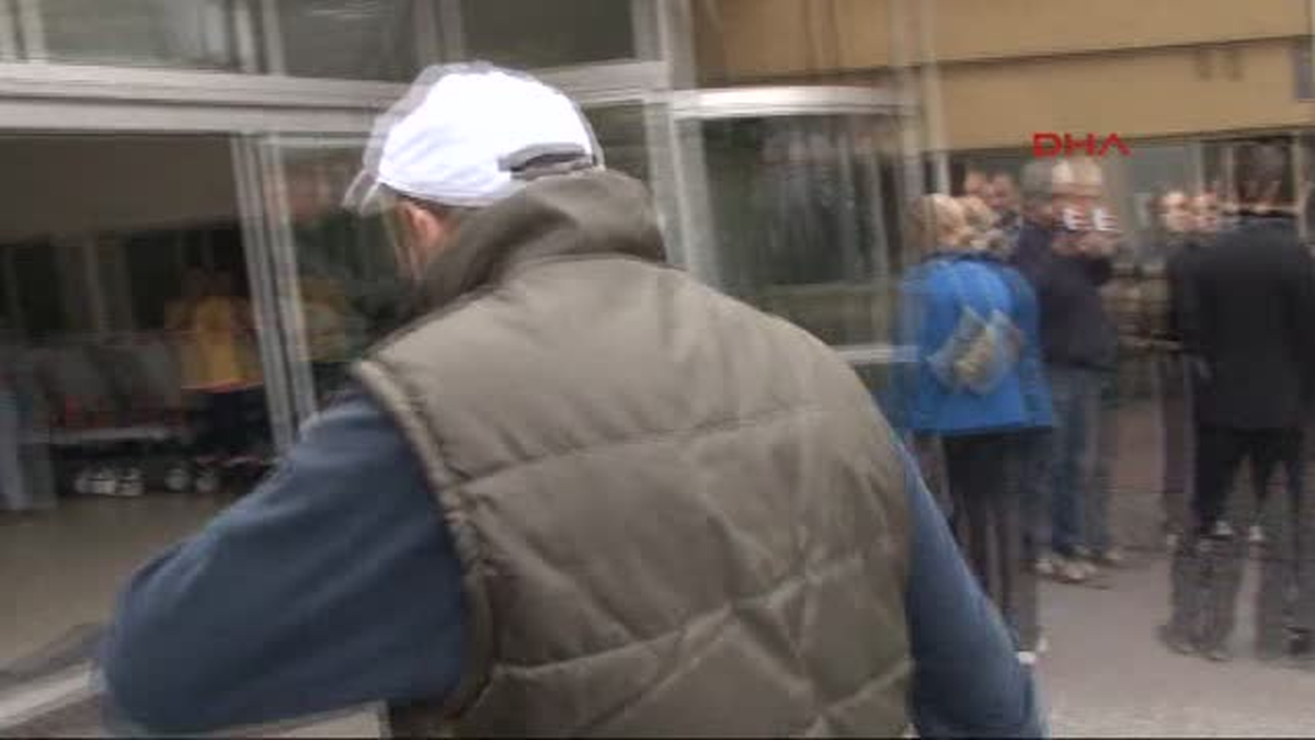 Acemi Kasaplar Hastanelere Akın Etti