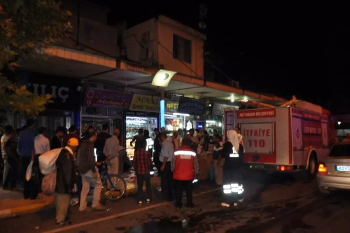 Adıyaman\'da İş Yerindeki Yangın Hasara Yol Açtı