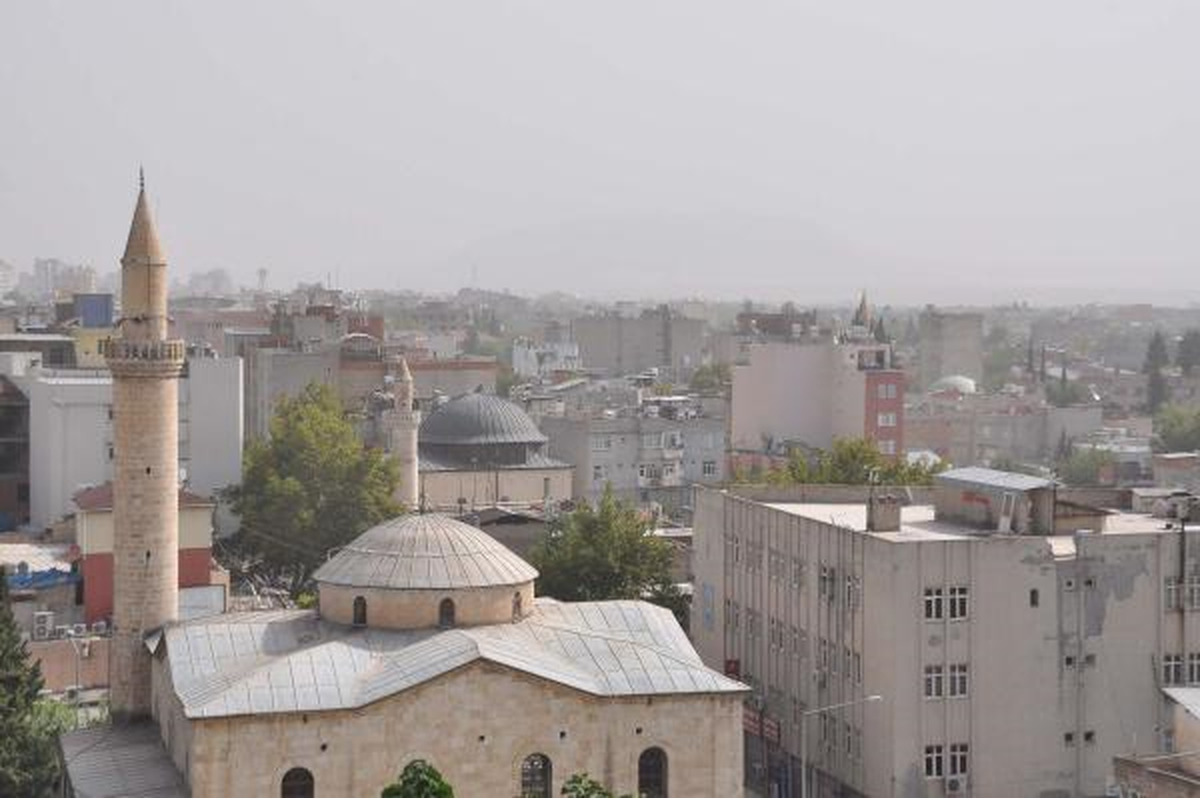 Adıyaman\'da Toz Bulutu Etkili Oldu