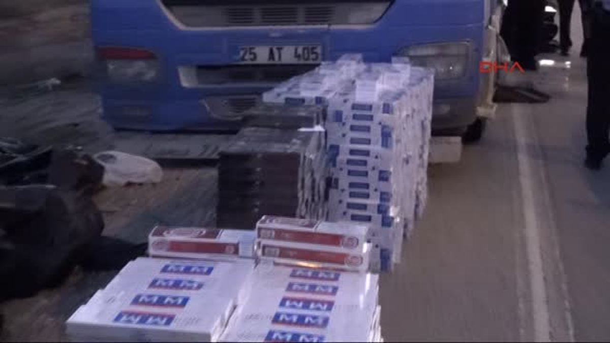 Kargo Aracıyla Kaçak Sigara Sevkiyatına Polisten Suçüstü