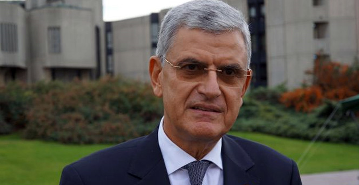 AB Bakanı'ndan Twitter İtirafı