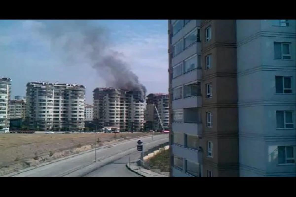 Ankara\'da Lüks Sitede Yangın Paniği