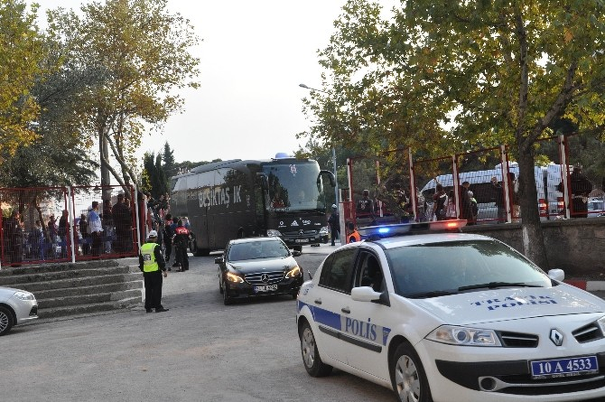 Balıkesir\'de Gözler Başlama Düdüğünde