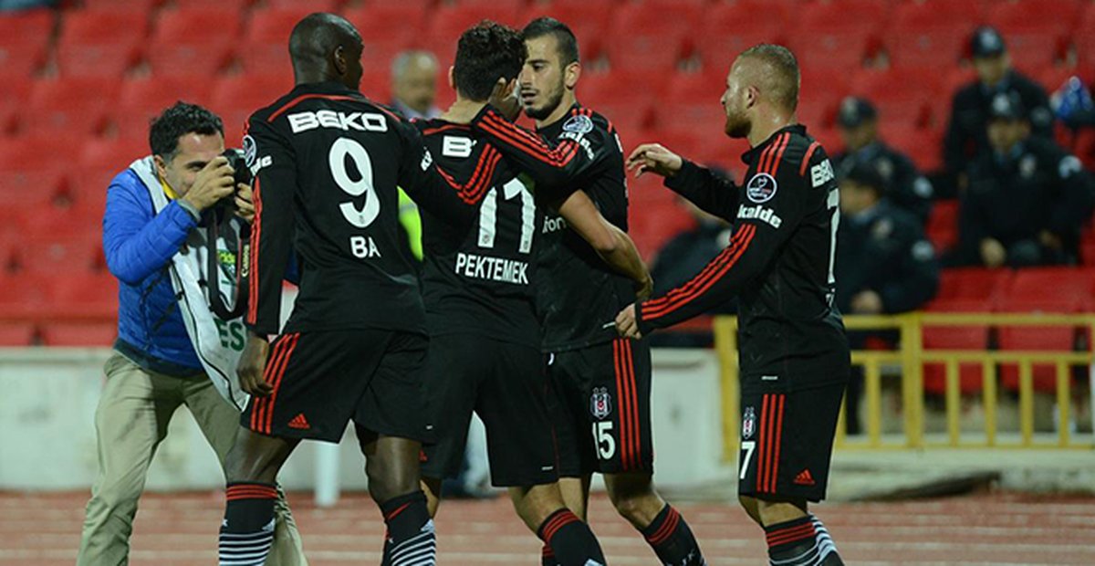 Beşiktaş, Balıkesirspor'u 1-0 Yendi