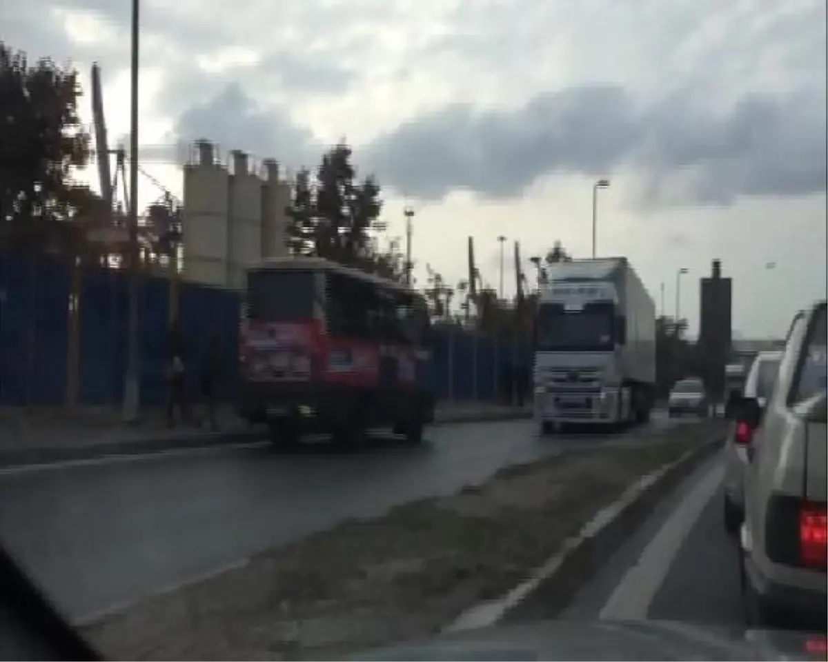 (Özel) Trafikten Kaçarken Kazaya Davetiye Çıkardılar