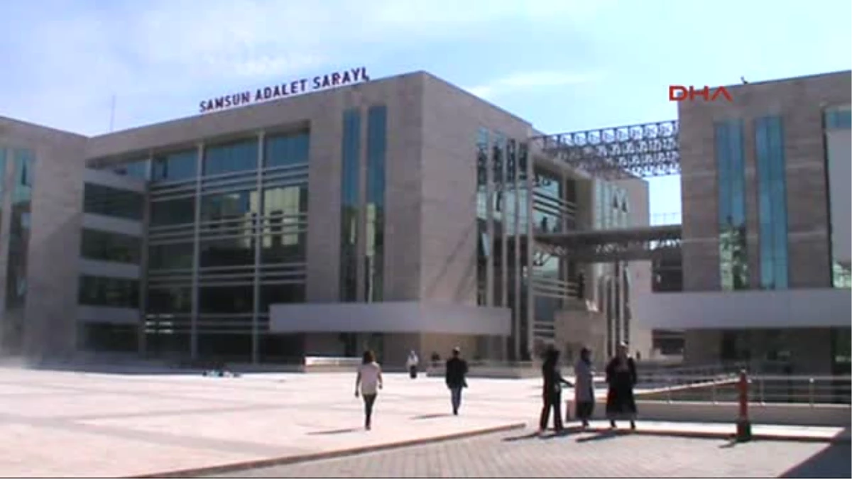 Samsun\'da Hukukçuları İkiye Bölen Heykel Tartışması