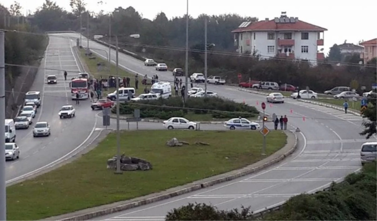 Akçakoca\'da Trafik Kazası: 8 Yaralı