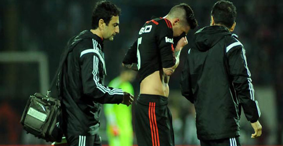 Beşiktaşlı Sosa'da Yırtık