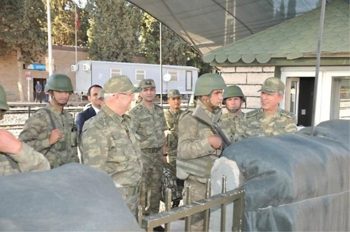 Kara Kuvvetleri Komutanı Orgeneral Hulusi Akar Mardin\'de