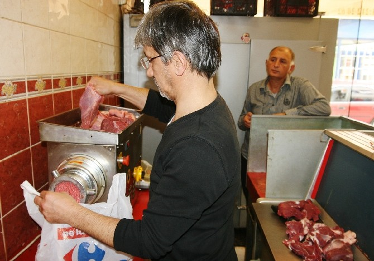 Kasaplarda Kıyma Mesaisi
