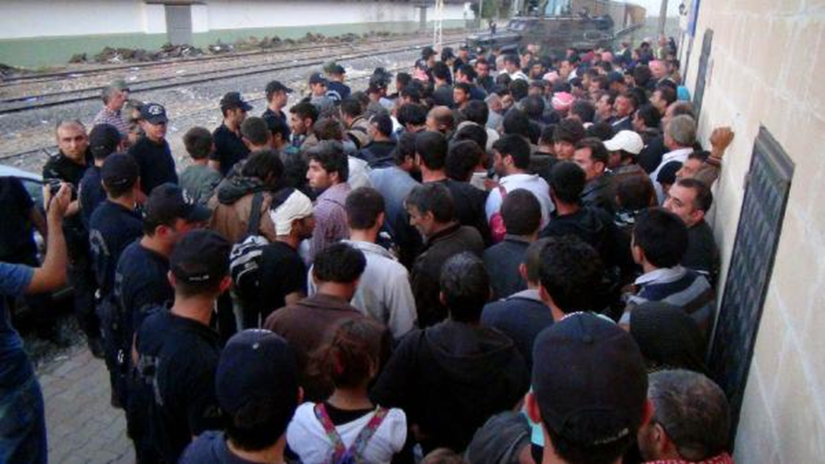 Kobani\'de Çatışma, Suruç\'ta Tedirginlik