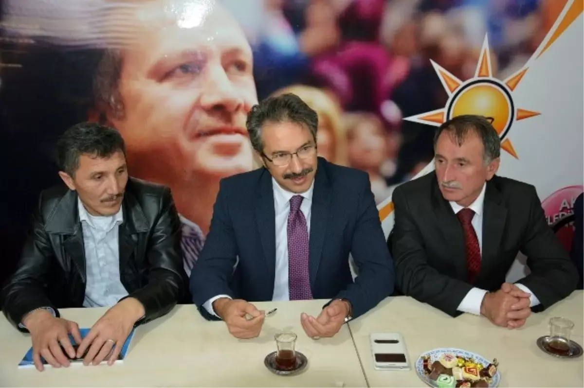 Milletvekili Ünal, Kabadüz\'de Vatandaşlarla Bayramlaştı