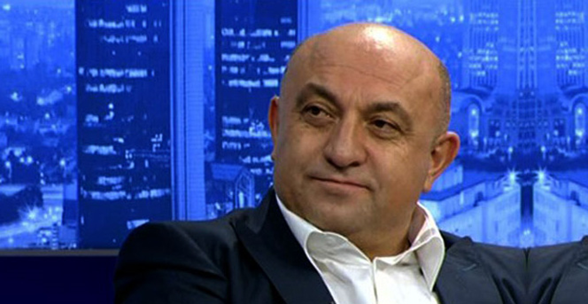 Sinan Engin'den Terim'e: Mustafa Pektemek'i Oynat Hocam