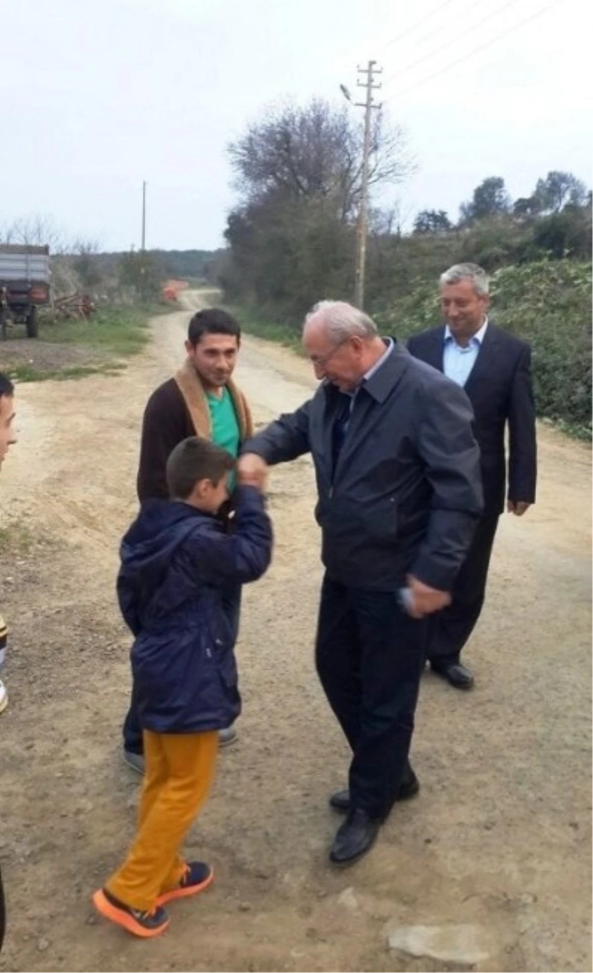 Tekirdağ Büyükşehir Belediye Başkanı Kadir Albayarak Bayram Ziyaretlerini Mahallelerde Sürdürdü
