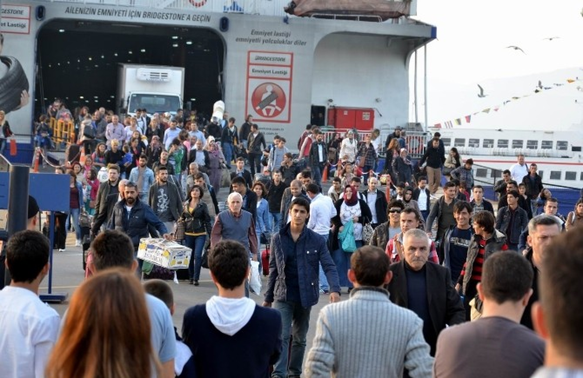 Bayram Tatili Dönüş Yoğunluğu Başladı