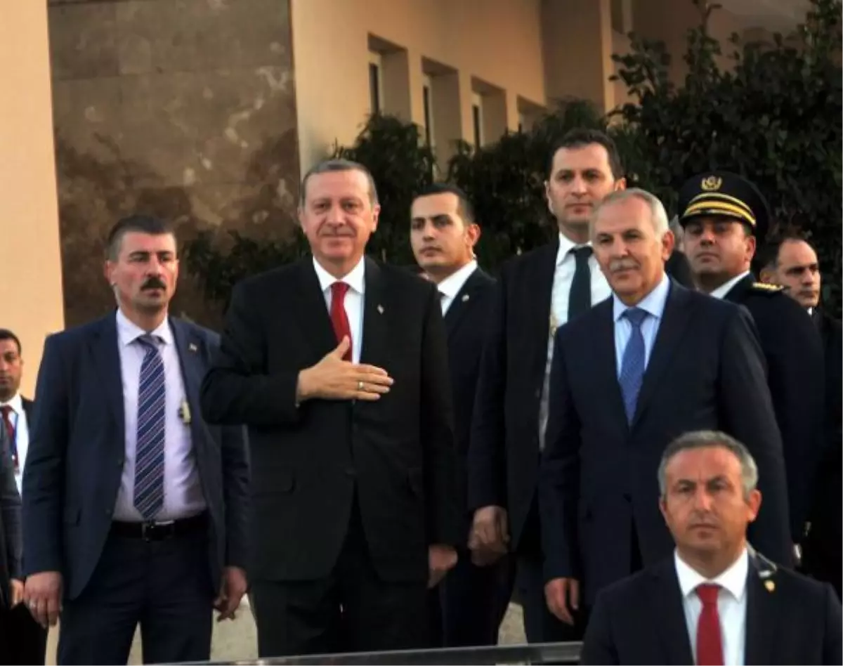 Cumhurbaşkanı Erdoğan: Kobani\'yi Şantaj Haline Getirmeye Çalışıyorlar