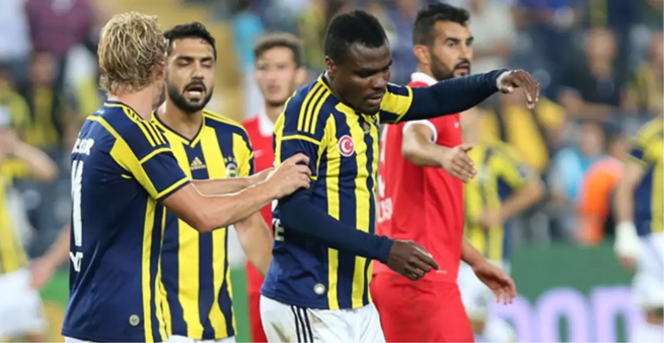 Emenike, Fenerbahçe\'den Ayrılıyor