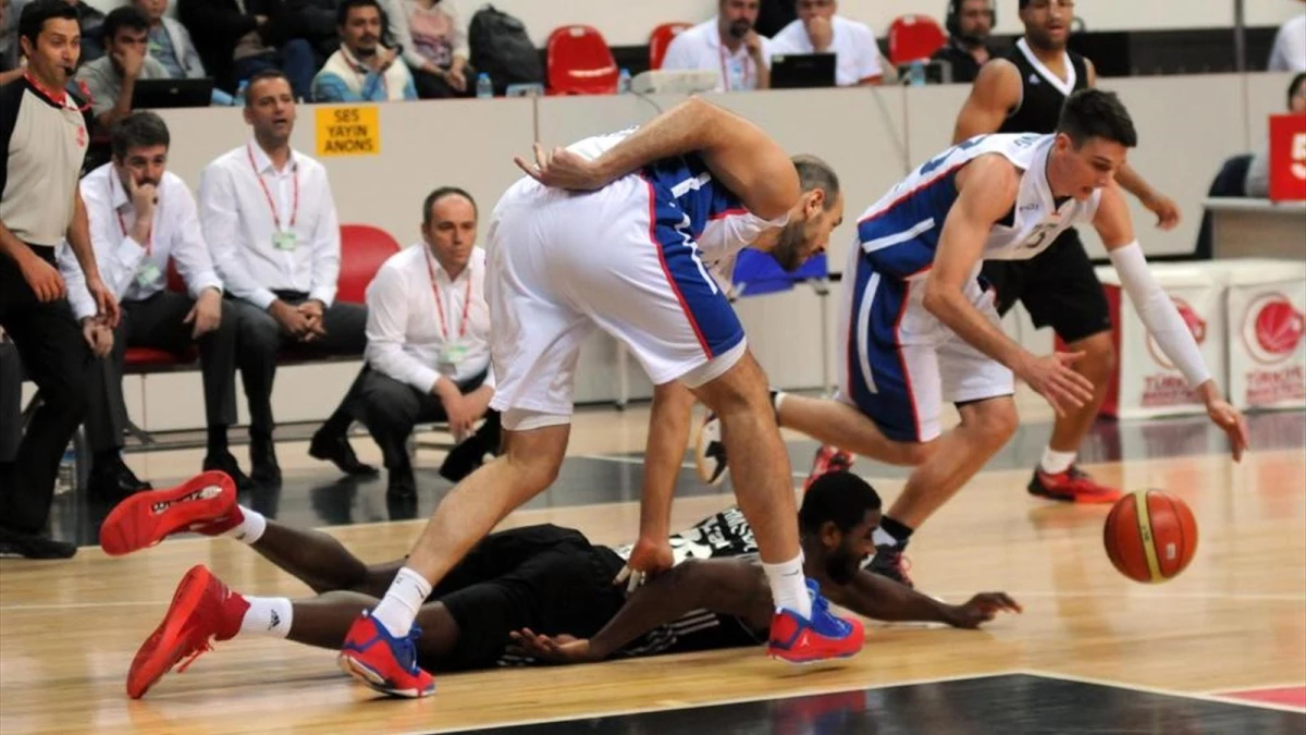 Erkekler Türkiye Kupası | Anadolu Efes: 82 - Beşiktaş İntegral Forex: 67