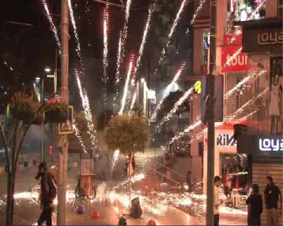 Kadıköy Yine Karıştı...