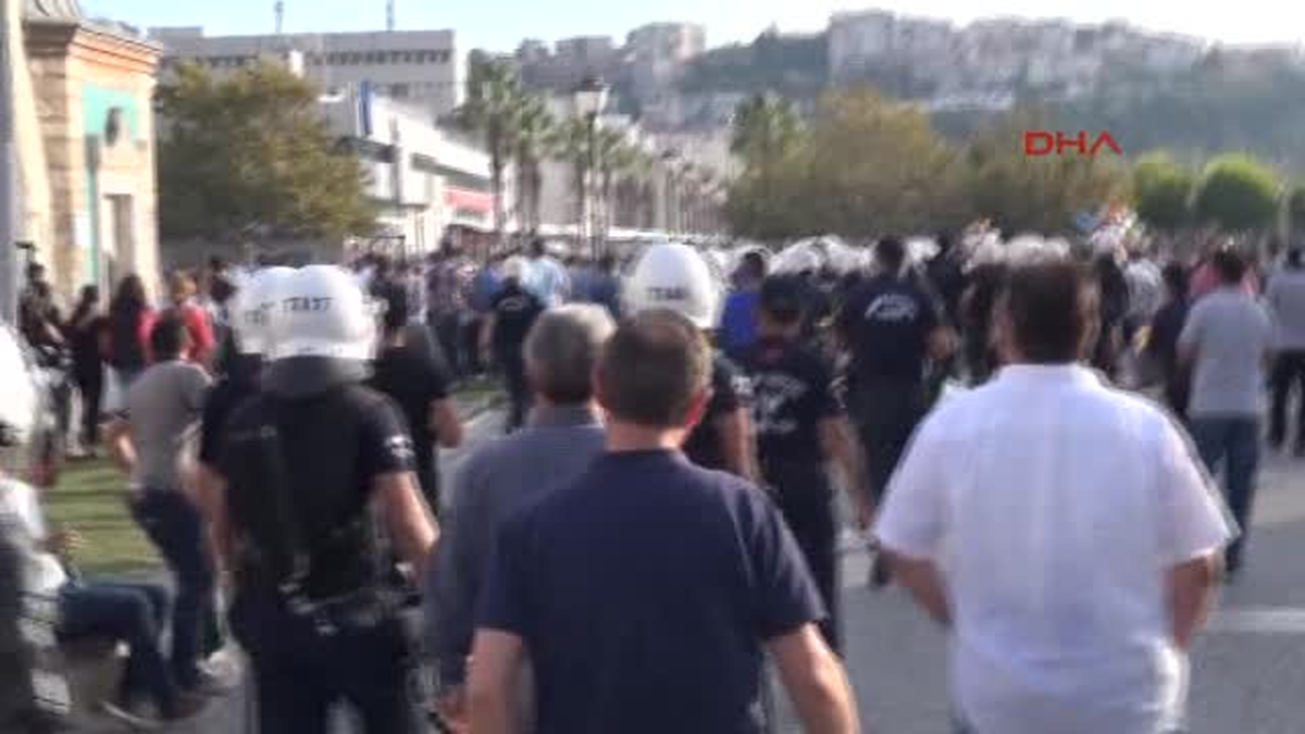 Kobani Protestosunda Gerginlik - Yeniden