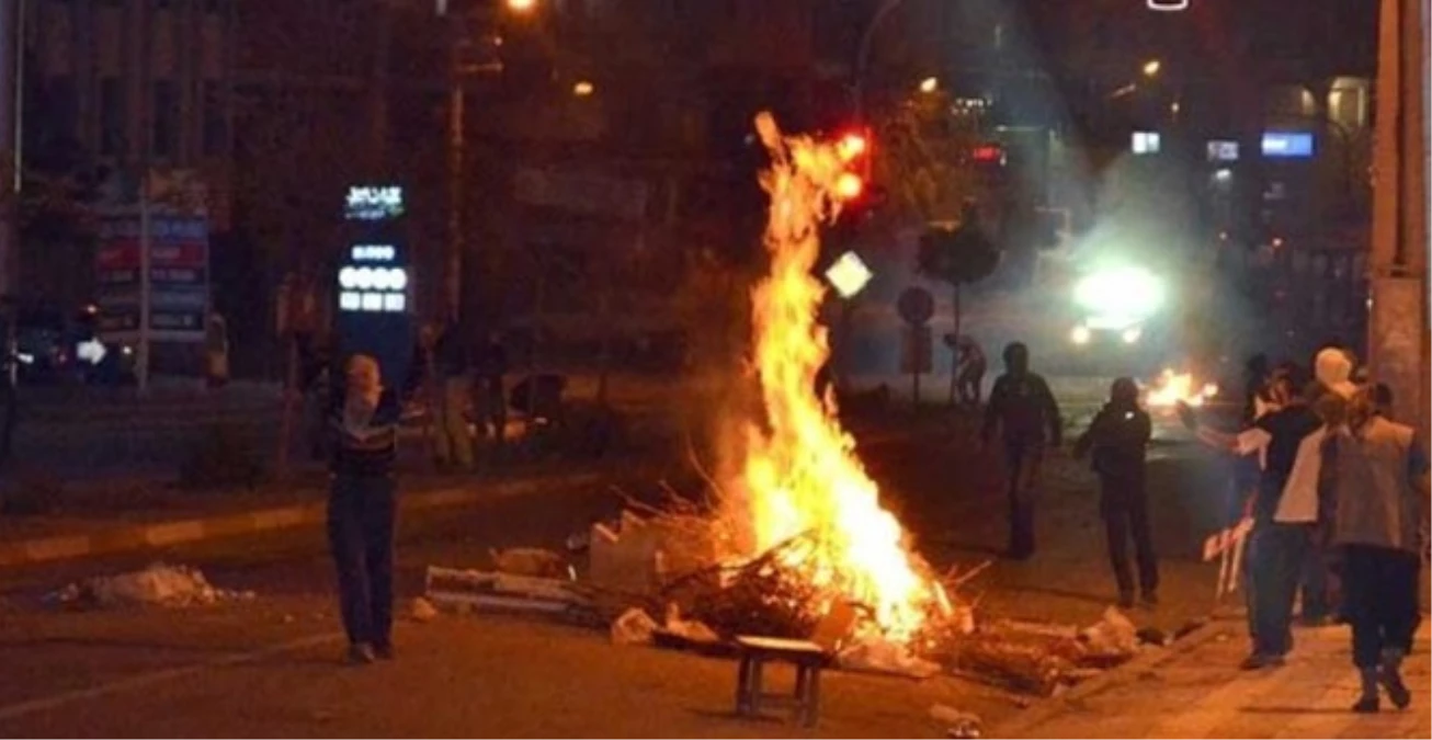 Siirt\'teki Kobani Protestosunda Kan Aktı: 2 Ölü