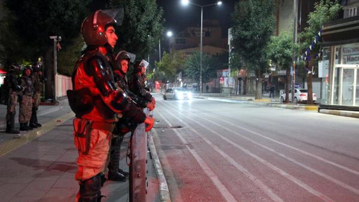 Van\'da Şehir Merkezine Jandarma Konuşlandı