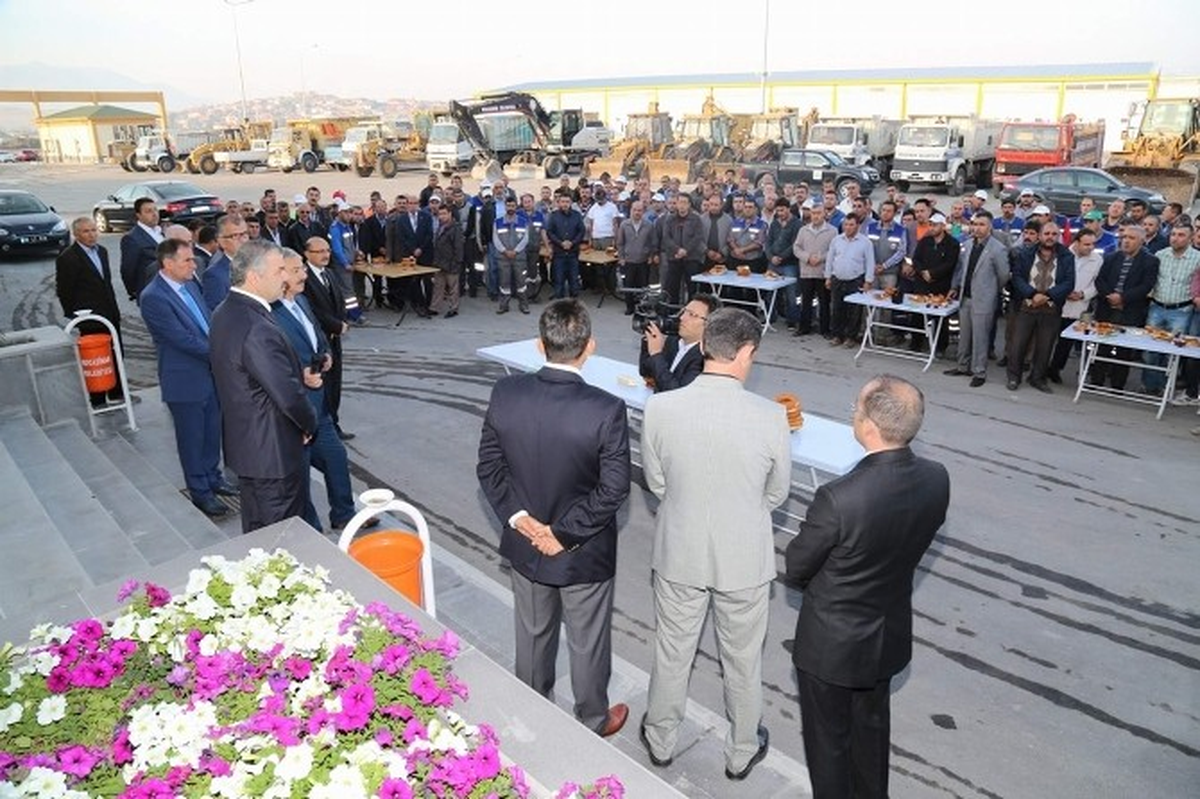 Başkan Çelik Personel ile Bayramlaştı