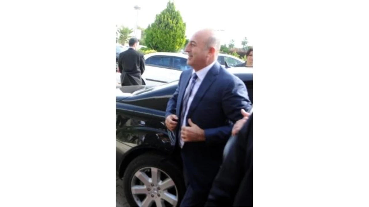 Dışişleri Bakanı Çavuşoğlu Antalya\'dan Ayrıldı