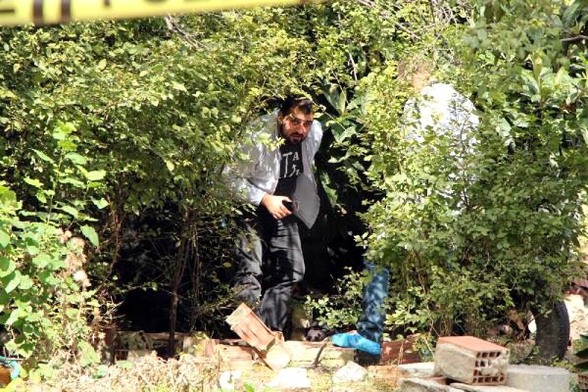 Kartal\'da Molotof ve Havai Fişek Bulundu