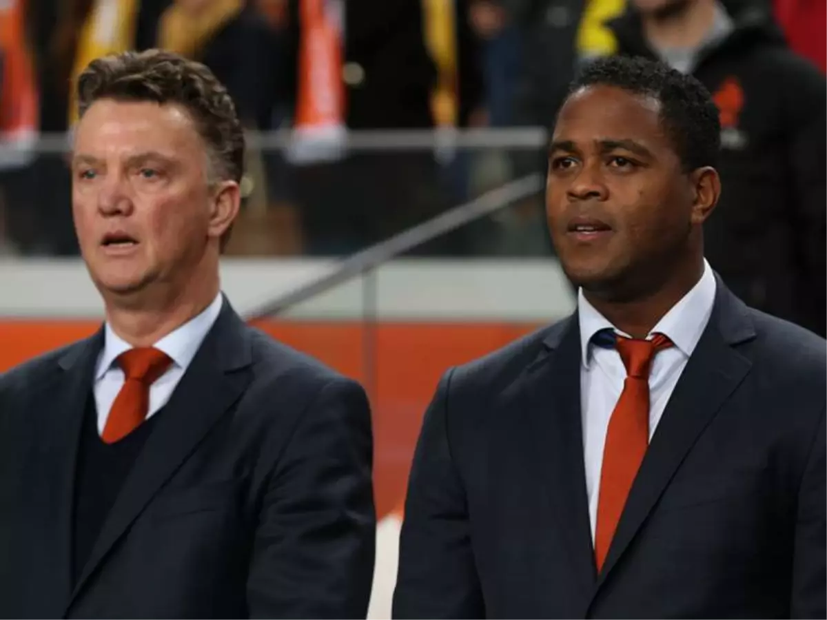 Kluivert\'tan Van Gaal\'e Destek