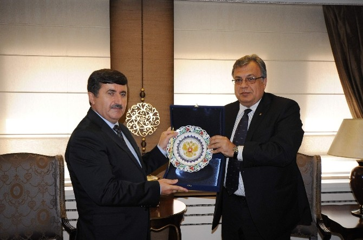Rusya\'nın Ankara Büyükelçisi Karlov\'dan Vali Öz\'e Ziyaret