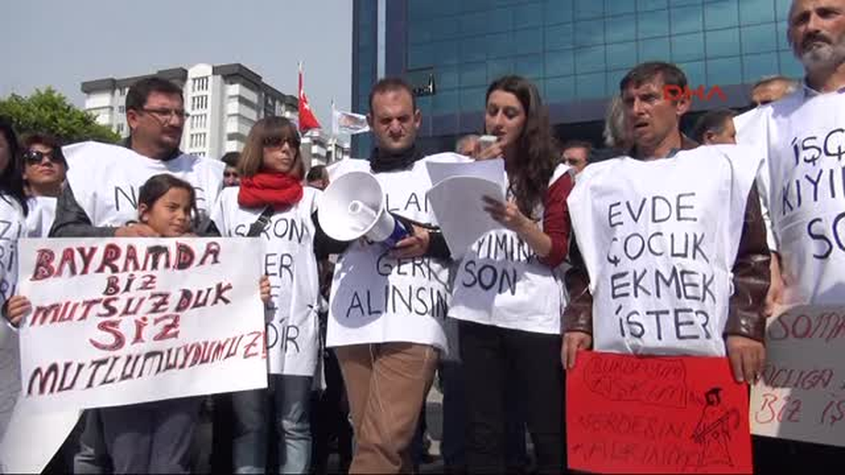 Samsun İşten Çıkarılan Taşeron İşçilerden Oturma Eylemi