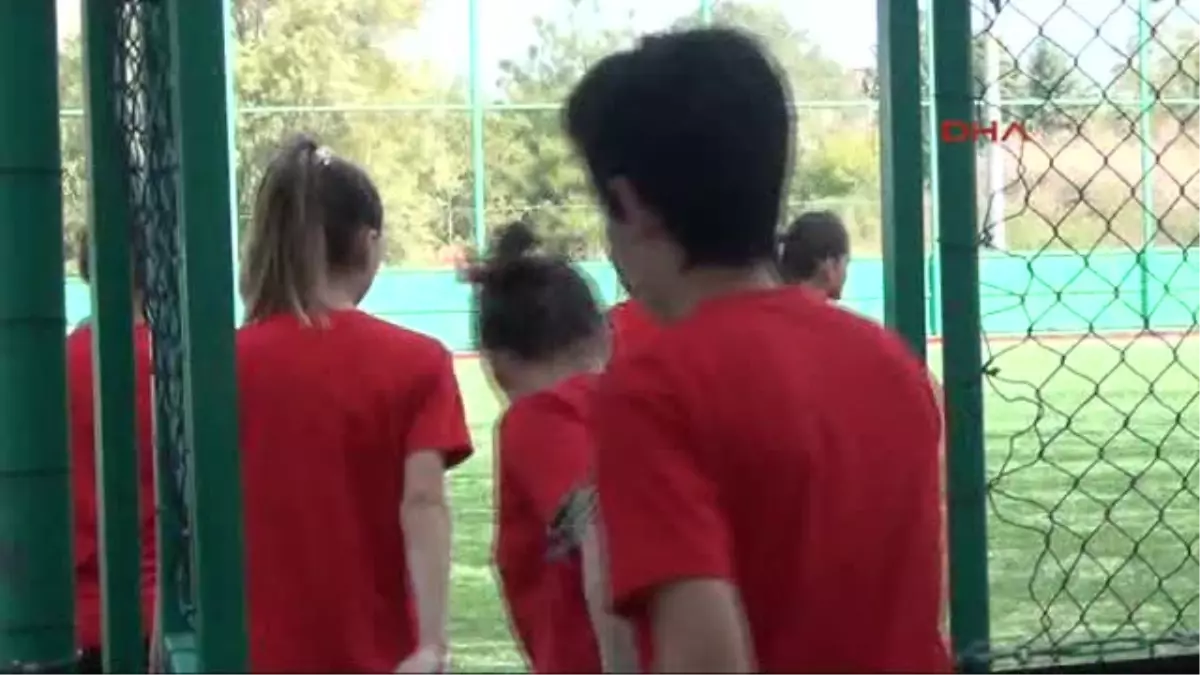 Samsunlu Kadın Futbolcular Ligde İddialı