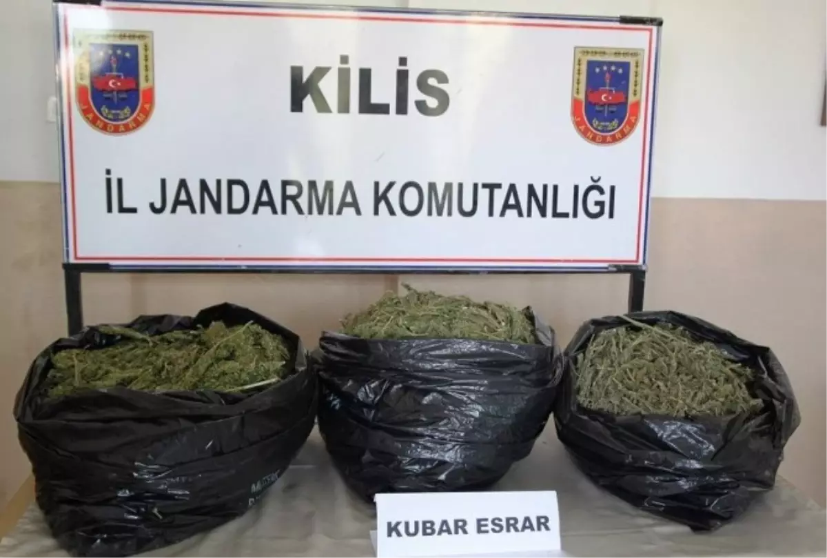 Sınırda 22 Kilo Kubar Esrar Ele Geçirildi