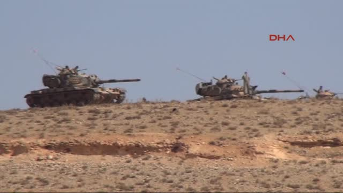 Suriye Hava Saldırısı Yapılan Kobani\'de Çatışmalar Sürüyor