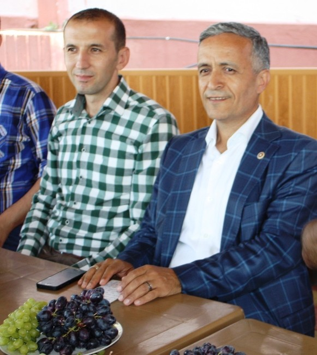 Üzümcü Milletvekili Üzümü Anlattı