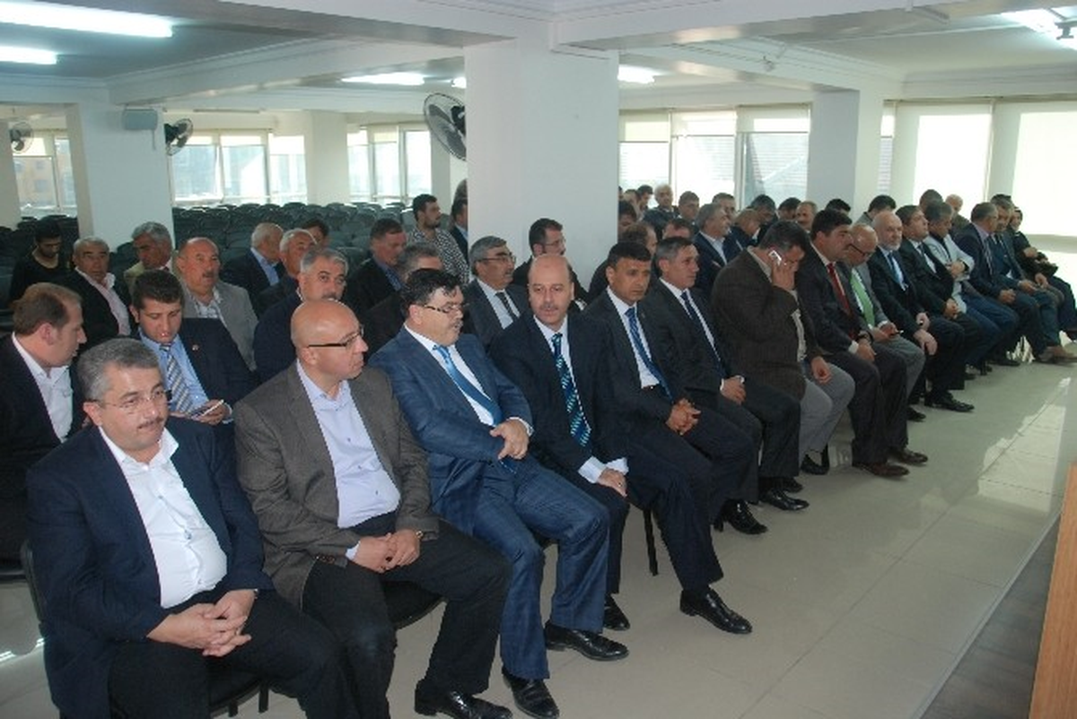 AK Parti Afyonkarahisar İl ve İlçe Kongre Tarihleri Belli Oldu