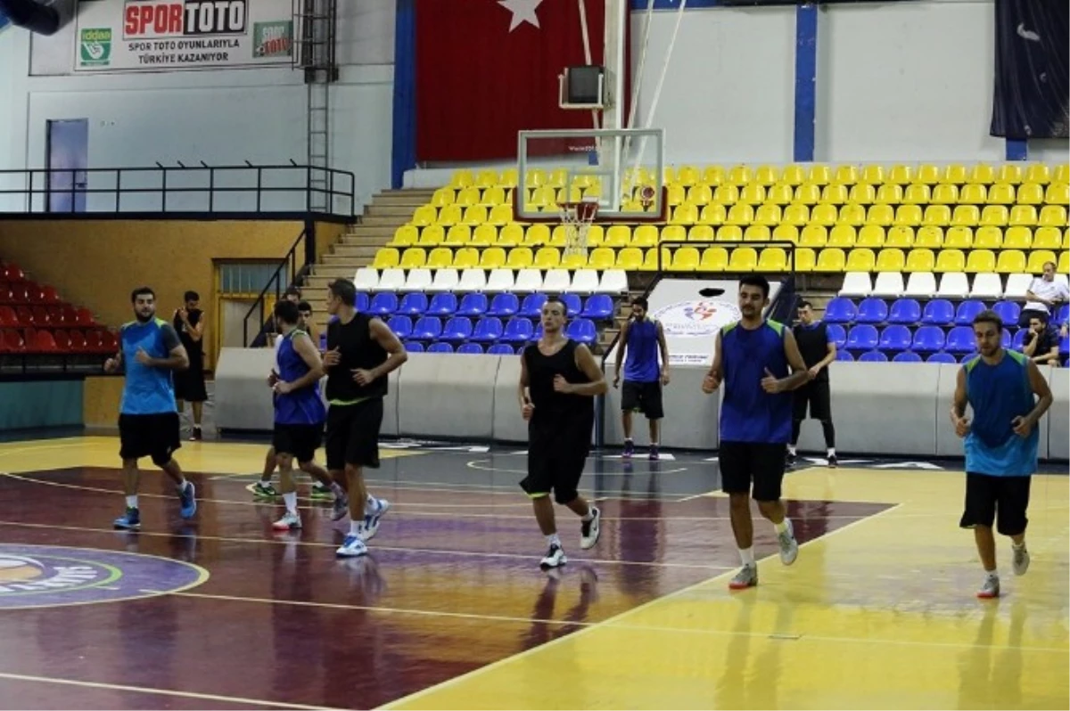 Sakarya Büyükşehir Basket Takımı Ligdeki İlk Maçına Hazır