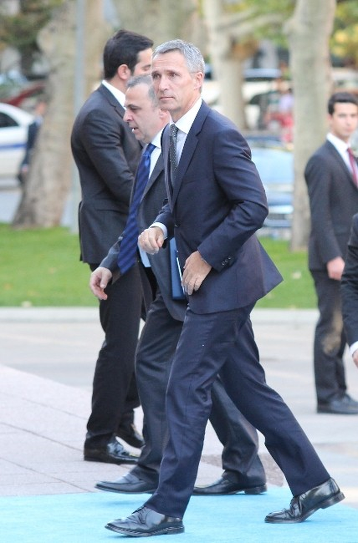 Davutoğlu, NATO Genel Sekreteri Stoltenberg\'i Kabul Etti