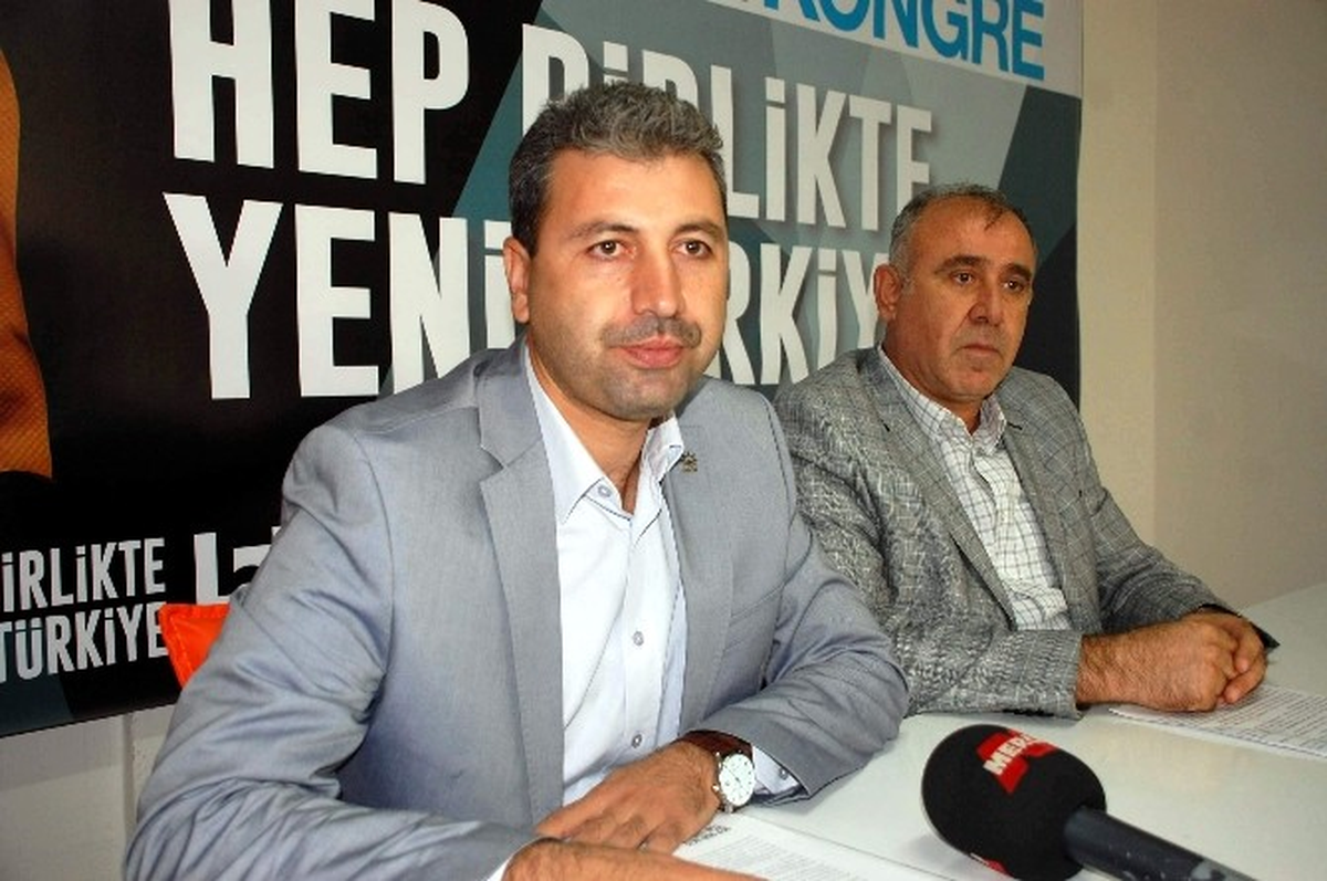 Dimez, Aday Olmayacağını Açıkladı