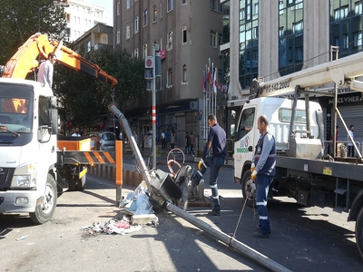 Diyarbakır\'da İŞİD Eylem Temizliği